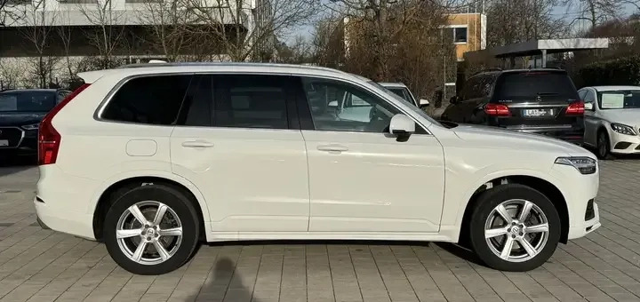 Volvo XC 90 cena 213900 przebieg: 81800, rok produkcji 2021 z Puławy małe 121